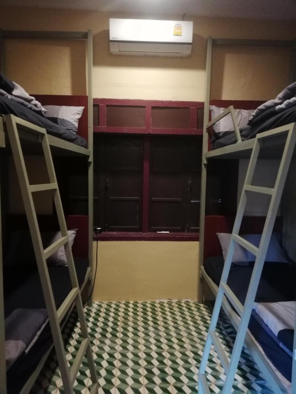 Albergue Bike&Bed Thakhek Exterior foto